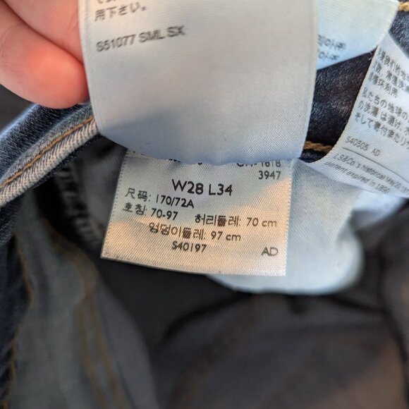 Levi's Strauss 315 Shaping Bootcut Denim Jeans Size 28 - Picture 9 of 9